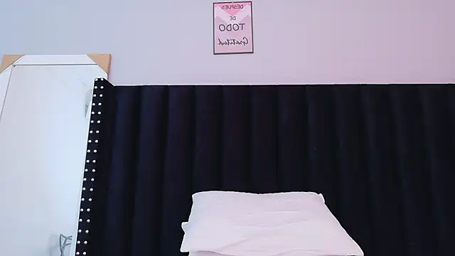 hotlatinateacher - Hotlatinateacher's free webcam - UK Sex Cams