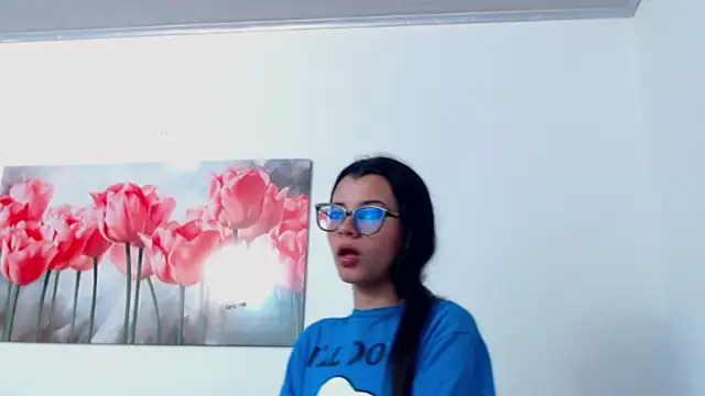 pinky_f00x - Pinky_f00x's free webcam - UK Sex Cams