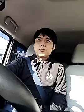 whitebriefboy Live Webcam on Stripchat