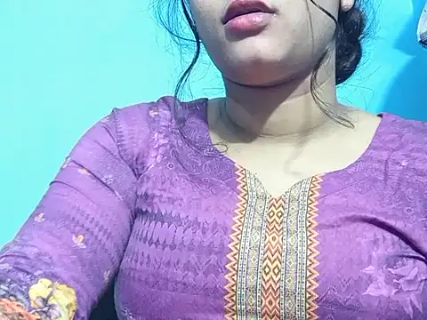 Emma_4433 live sex cam