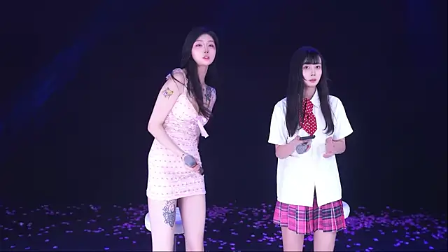 美女LuckyGirl-999在线直播