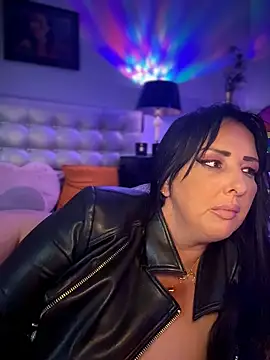 TiffanyRoxx live sex cam