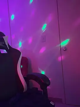 magic_man1085 webcam