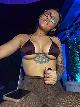 Roma_xxx live sex cam