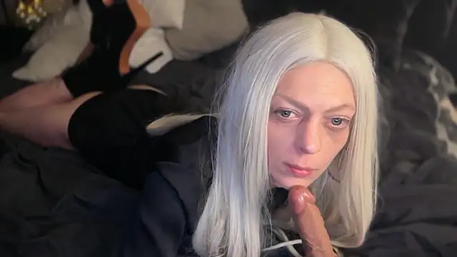 Melina_Diamond webcam