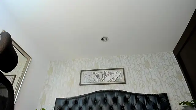 lander_cruz (M twink) - oil chest