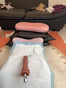 美女youzi33在线直播