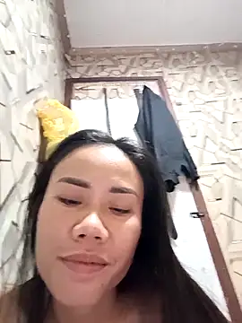 Webcam Model (Nika_hot10)  is live.Free join now!