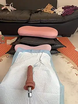 youzi33 - Youzi33's free webcam - UK Sex Cams