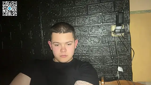 cutebutnaughty_ - CuteButNaughty_'s free webcam - UK Sex Cams