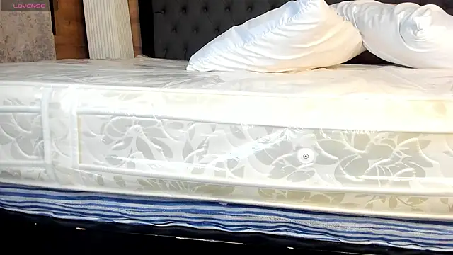 miah_connor live sex cam