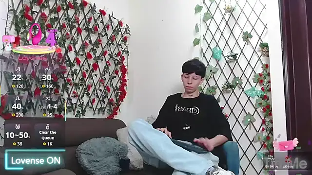 liambrown09 - LiamBrown09's free webcam - UK Sex Cams