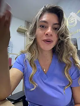 Live cam model alicee16 broadcasting live