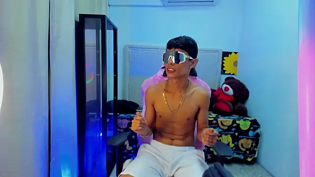 Preview of dayron_lee_