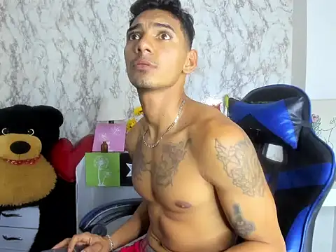 Dominic_Blaze live sex cam