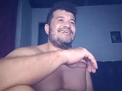 tarra122 - Tarra122's free webcam - UK Sex Cams