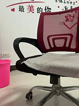 美女buusoom在线直播