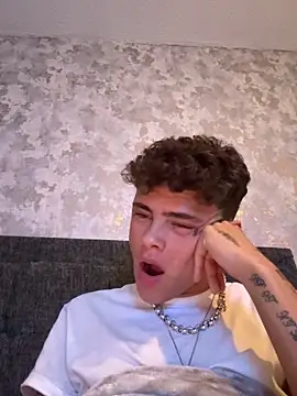 bbyljay (M twink) - New clothes