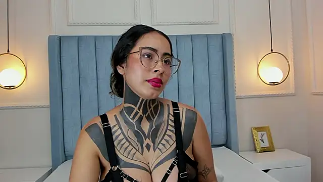 nicoleblum - NicoleBlum's free webcam - UK Sex Cams