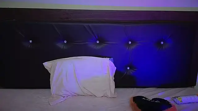 kavyacurves - KavyaCurves's free webcam - UK Sex Cams