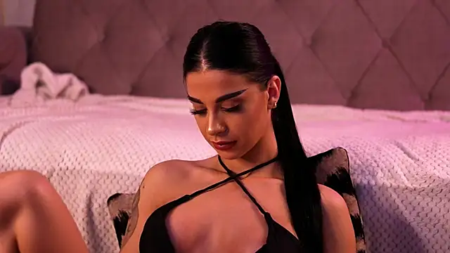 ArinaCarter live cam profile