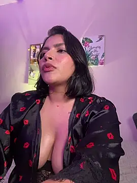 Webcam Model (GigiiStone)  is live.Free join now!