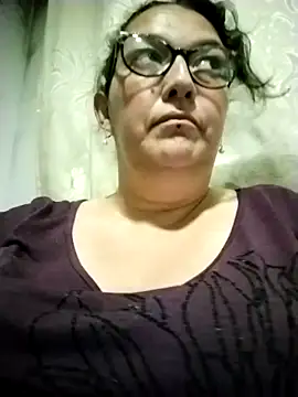 Webcam Model (_Saraqueen)  is live.Free join now!