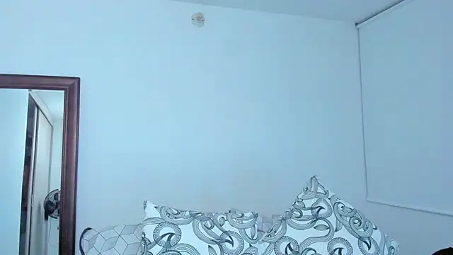 KingLevi01 live sex cam