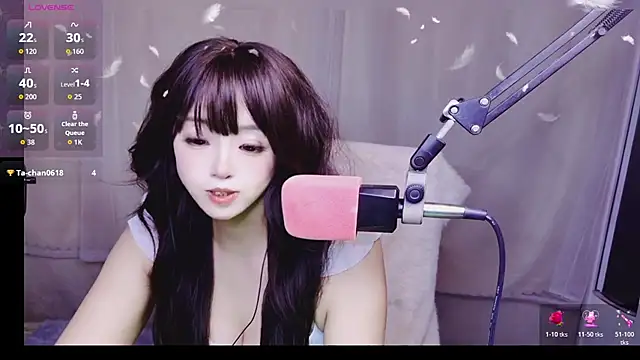 美女yoyokiss在线直播