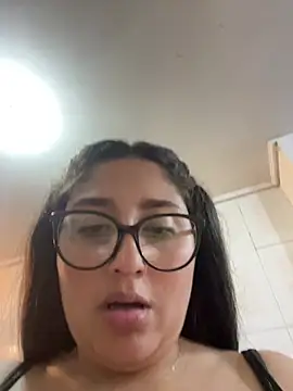 croftsmila (F young) - Show tits in secret shh people here