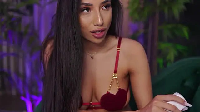 GinaValentinna live sex cam