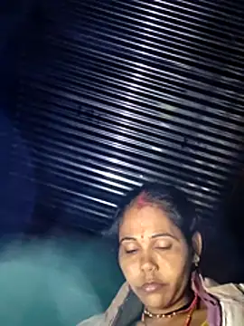 pooja750 - Pooja750's free webcam - UK Sex Cams