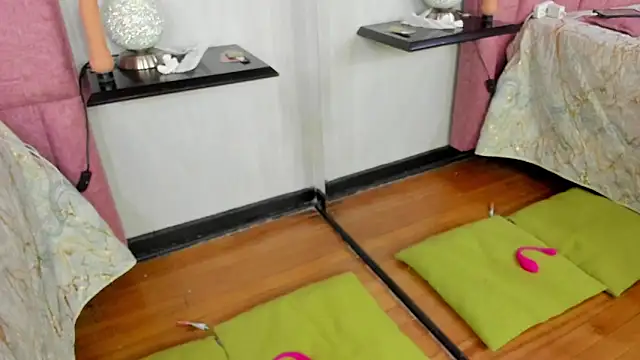 jennierider - JennieRider's free webcam - UK Sex Cams