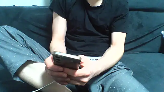 kaelnox - KaelNox's free webcam - UK Sex Cams