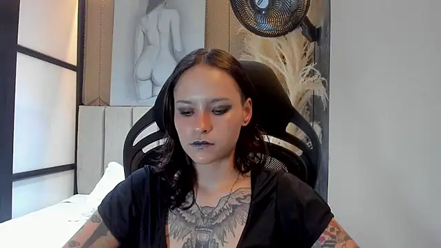 annythompson_ - AnnyThompson_'s free webcam - UK Sex Cams