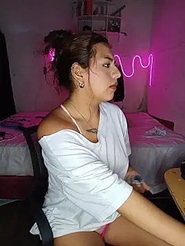 softlady_s33 - SoftLady_S33's free webcam