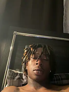 thirdlegsuave - Thirdlegsuave's free webcam - UK Sex Cams