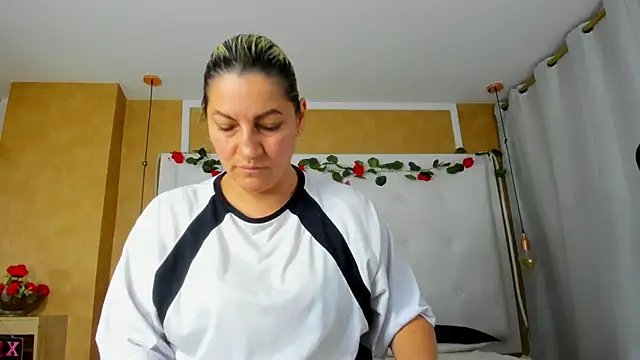 heidy_milf - Heidy_milf's free webcam