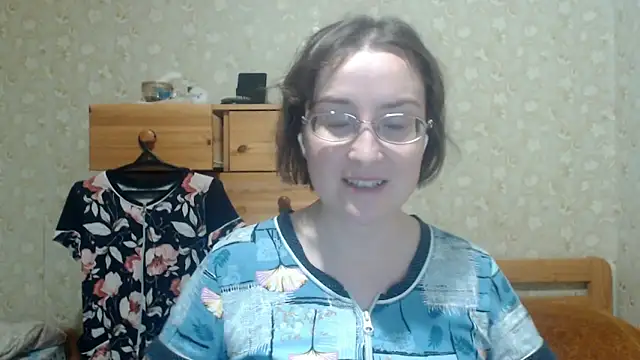 smart_rose - Smart_Rose's free webcam - UK Sex Cams