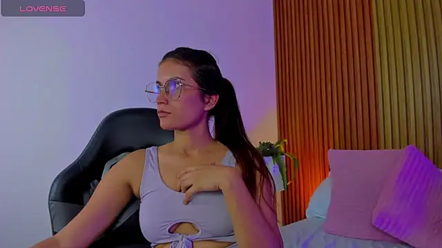 scarlett_rosse_x - Scarlett_rosse_x's free webcam - UK Sex Cams