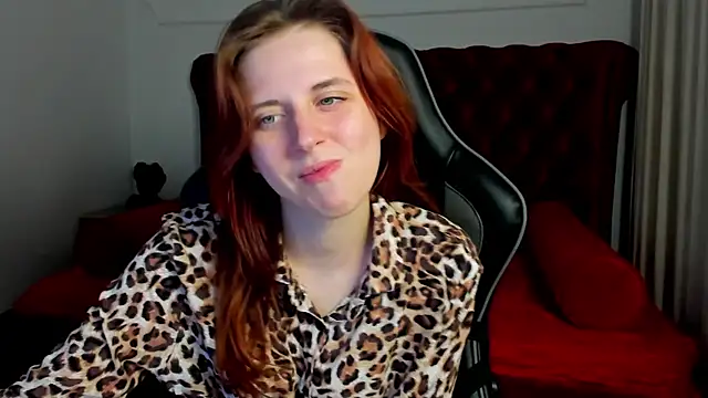 freyavey - FreyaVey's free webcam - UK Sex Cams