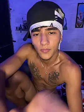 billi_adamzz - Billi_adamzz's free webcam - UK Sex Cams