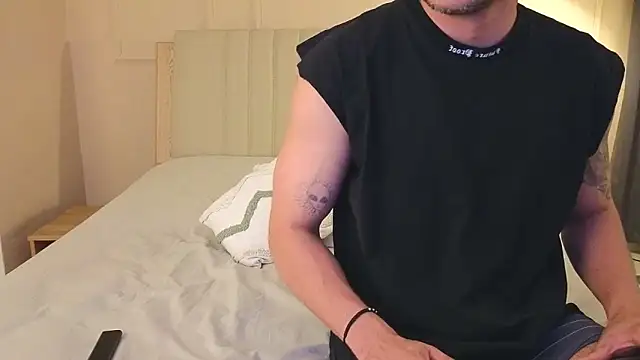 mr_danni Live Webcam on Stripchat