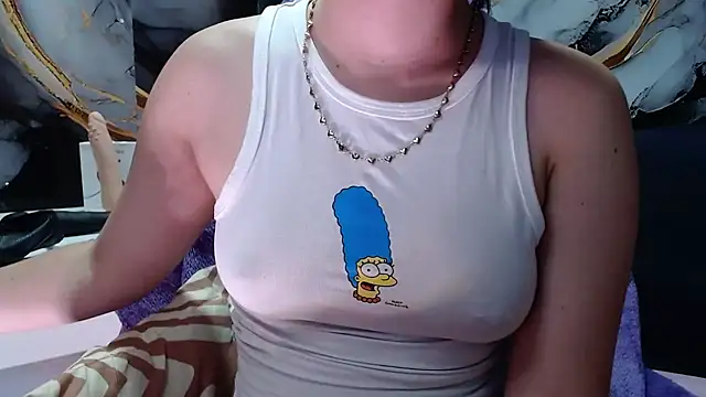 lilimini032 (F teen) - saliva in tits