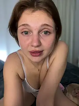 emaline_fane - Emaline_Fane's free webcam - UK Sex Cams