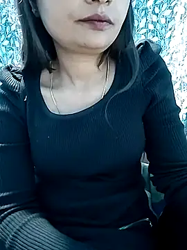 Webcam Model (Vaani_Actress) is live