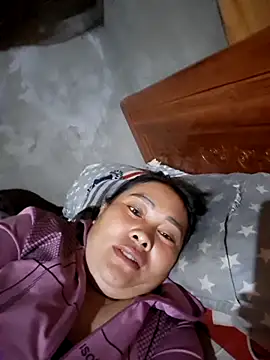 nin-anna - Nin-anna's free webcam - UK Sex Cams