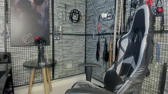 eva_bdsm - EVA_BDSM's free webcam - UK Sex Cams