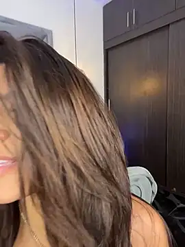 OneInAMillionXXX's Live Sex Cam Show