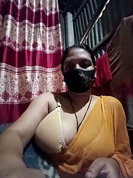 ripa- (F mature) - Boobs show